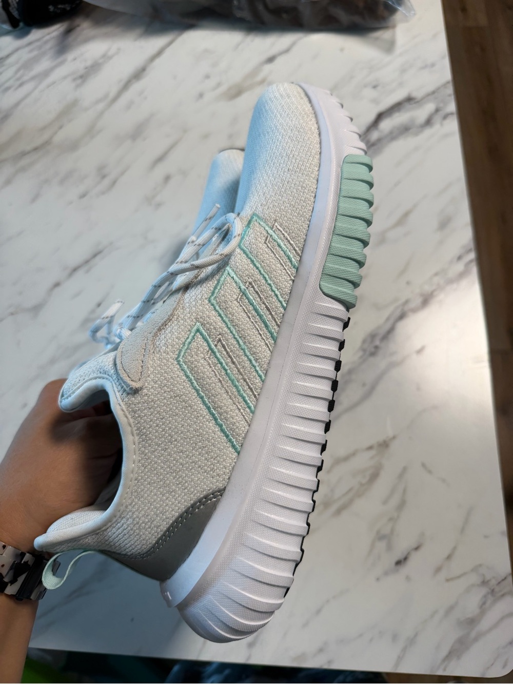 Adidas running shoe kaptir 2.0